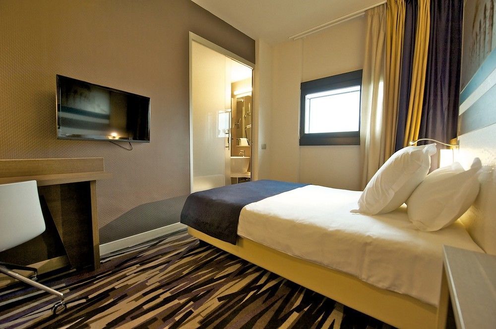 Mercure Roma Centro Colosseo Esterno foto